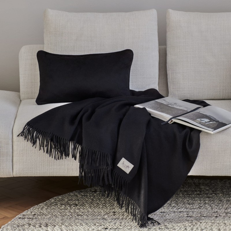 Pled z alpaki classic 100% baby alpaca 130 x 180 cm - czarny