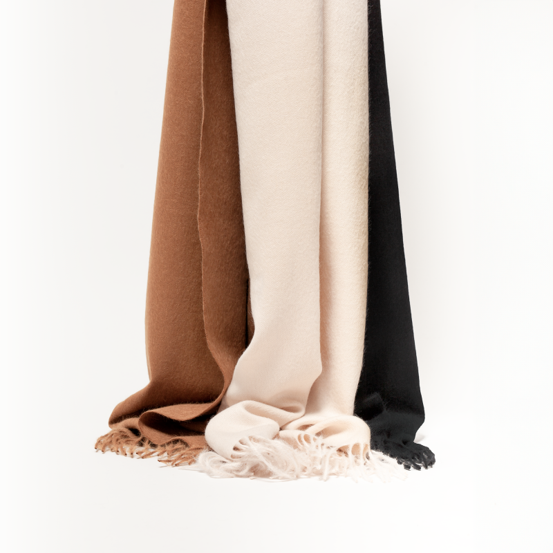 Szal Suri baby alpaca black